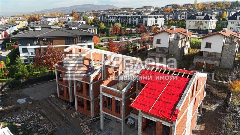 Продава КЪЩА, гр. София, в.з.Малинова долина