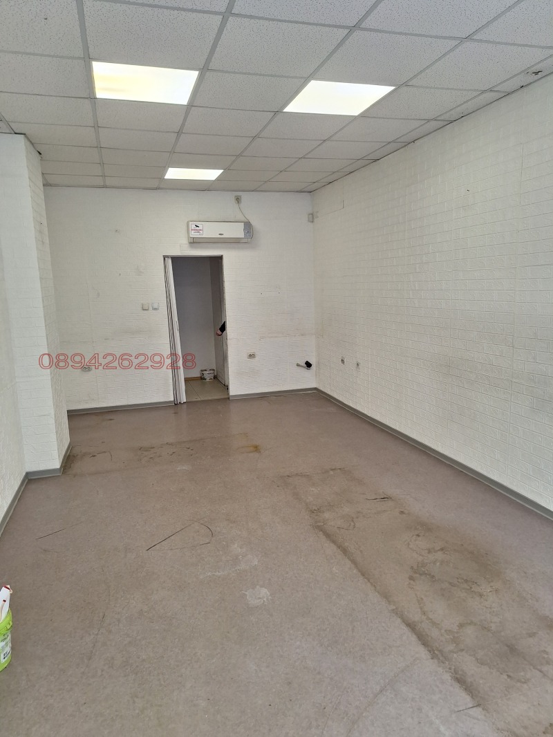 Продава МАГАЗИН, гр. Враца, Дъбника, снимка 2 - Магазини - 53069374