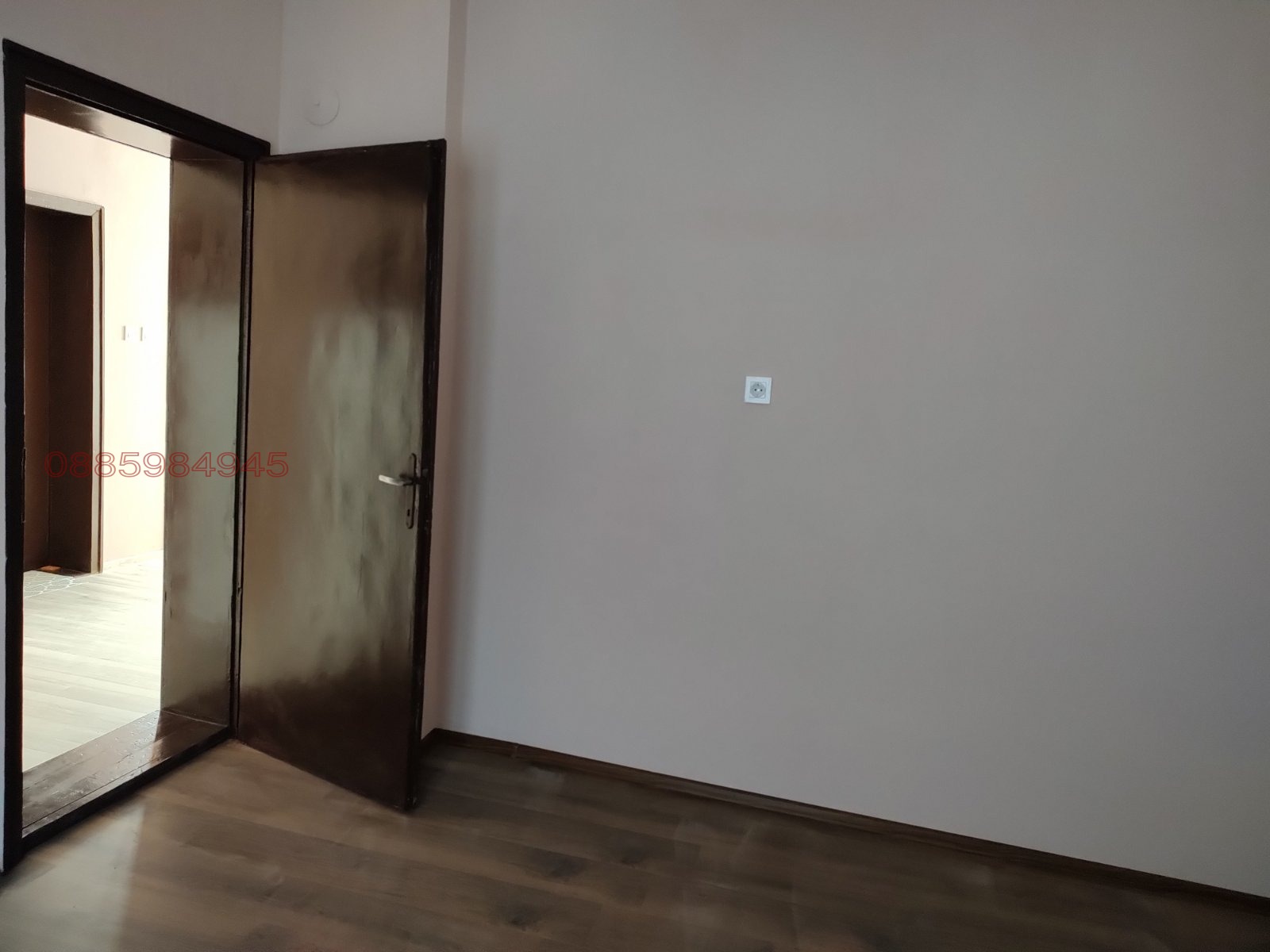 Продава КЪЩА, с. Боряна, област Варна, снимка 11 - Къщи - 54001407