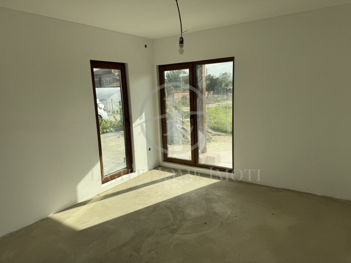 Продава КЪЩА, с. Цалапица, област Пловдив, снимка 11 - Къщи - 56268069