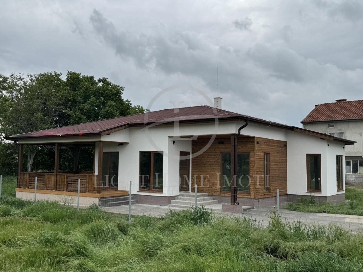 Продава КЪЩА, с. Цалапица, област Пловдив
