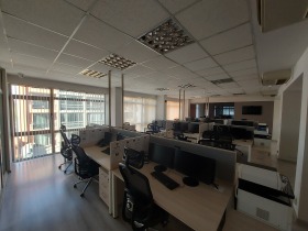 Ofis Centar, Plovdiv 1