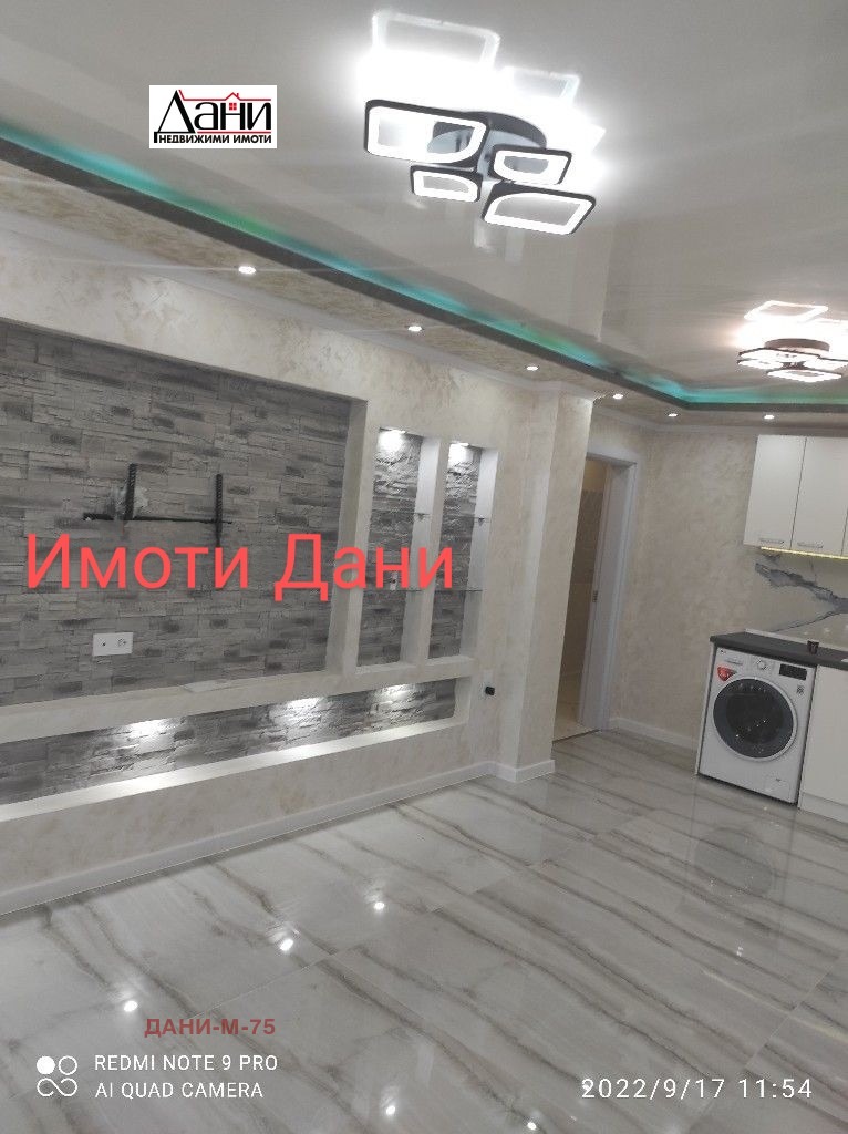 Продава  3-стаен град Шумен , Добруджански , 69 кв.м | 61884642