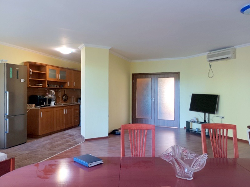 Te koop  3 slaapkamers Varna , k.k. Sv.Sv. Konstantin i Elena , 199 m² | 46290229 - afbeelding [2]