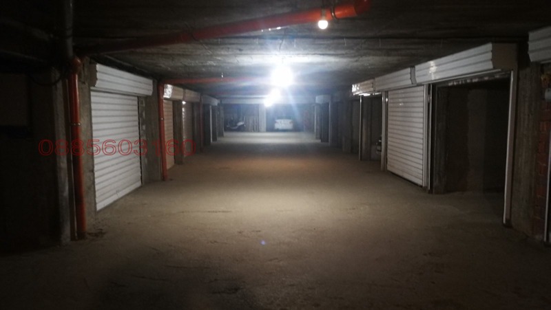 Продаја  Гараге Софија , Витоша , 24 м2 | 81715568