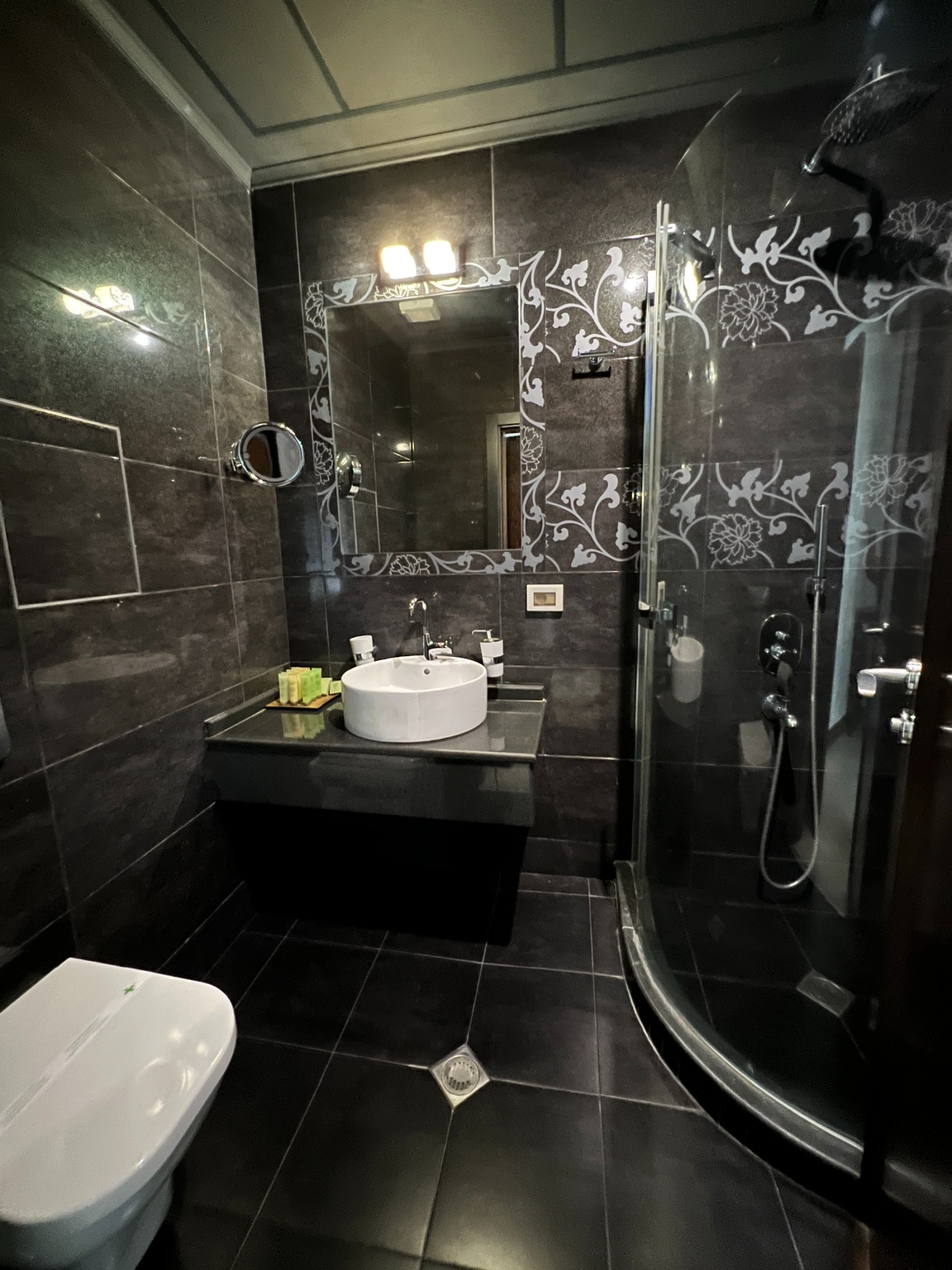 Продава 3-СТАЕН, гр. Пловдив, Център, снимка 7 - Апартаменти - 54040348