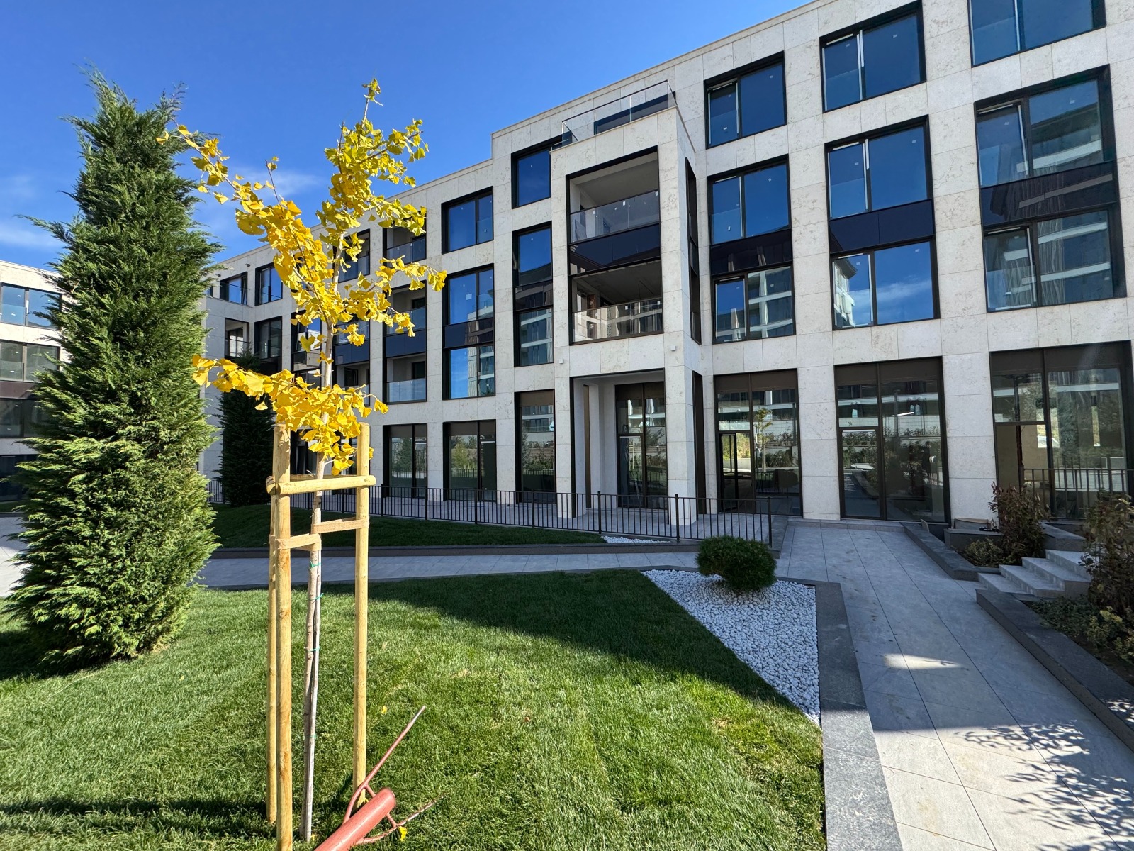 Продава 3-СТАЕН, гр. София, Кръстова вада, снимка 2 - Апартаменти - 56481056