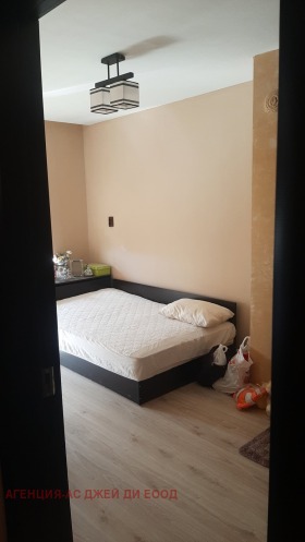 3+ camere da letto Botevgrad, regione Sofia 4