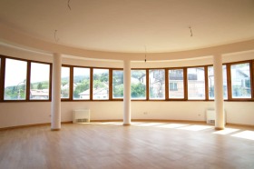 3+ camere da letto Simeonovo, Sofia