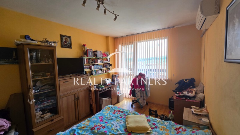 Na sprzedaż  2 sypialnie Pernik , Iztok , 70 mkw | 87591981 - obraz [3]