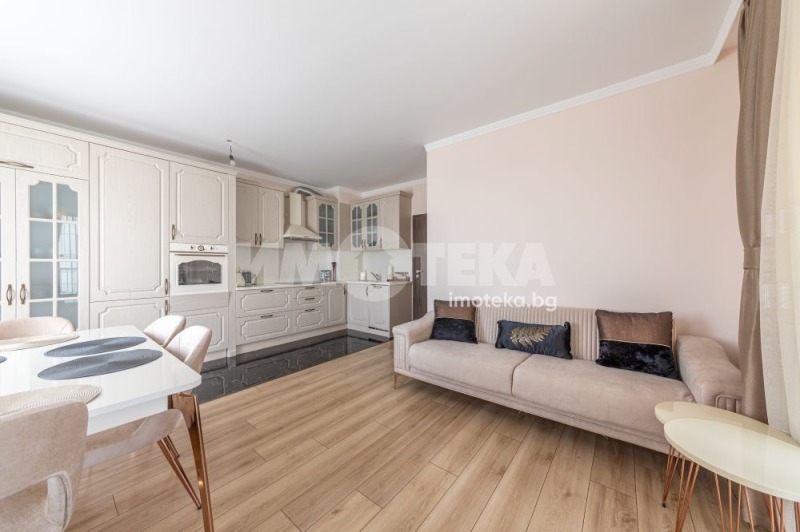 À venda  2 quartos Varna , Trochevo , 95 m² | 18436458 - imagem [2]