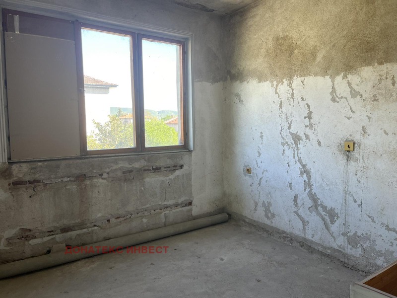 Продава  Етаж от къща област Пловдив , гр. Баня , 100 кв.м | 97281678 - изображение [9]
