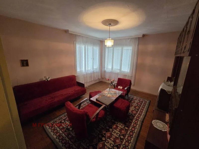 Продава КЪЩА, с. Кадиево, област Пловдив, снимка 2 - Къщи - 52989985