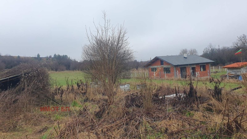 Продава ПАРЦЕЛ, с. Долни Романци, област Перник, снимка 2 - Парцели - 52591883