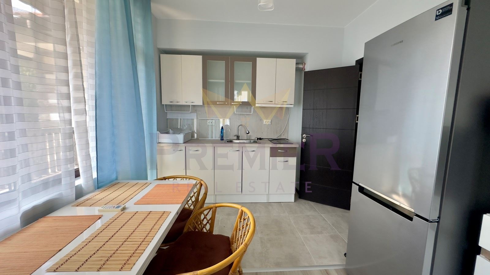 Продава 2-СТАЕН, гр. Приморско, област Бургас, снимка 2 - Апартаменти - 53875508