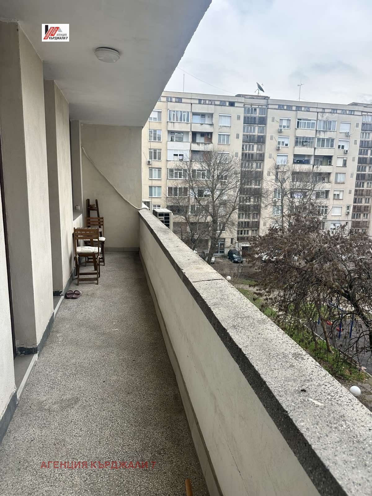 Продава 2-СТАЕН, гр. Кърджали, Център, снимка 5 - Апартаменти - 54498775