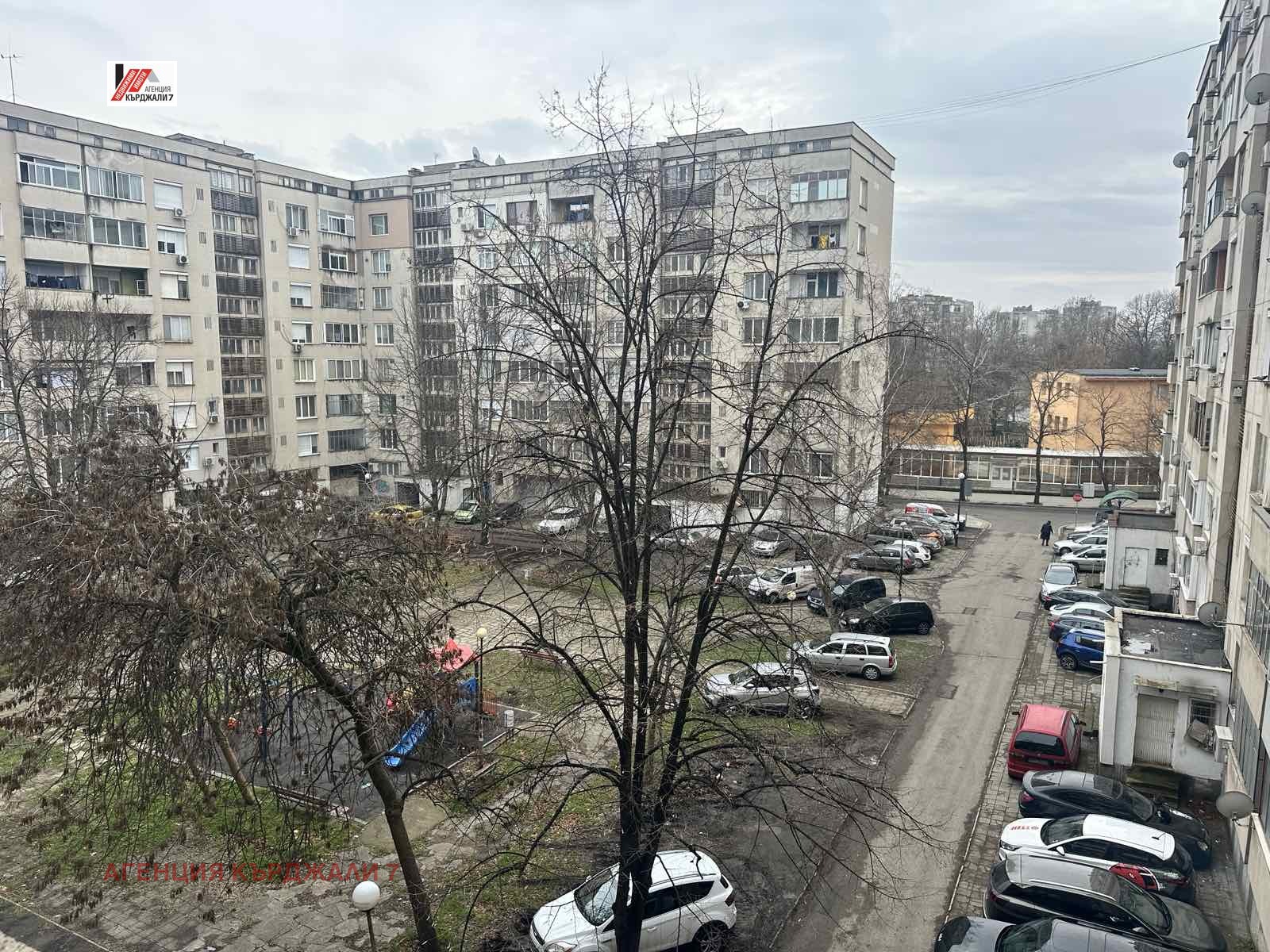 Продава 2-СТАЕН, гр. Кърджали, Център, снимка 6 - Апартаменти - 54498775