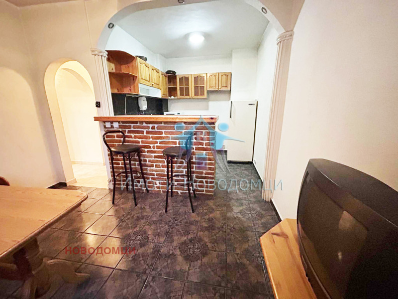 Продава 2-СТАЕН, град Шумен, Гривица • 178000 лв. / 91009.95 € • 31628536 1