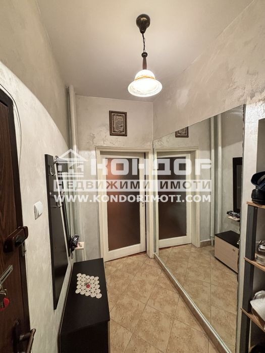 En venta  2 dormitorios Plovdiv , Tsentar , 74 metros cuadrados | 74772559 - imagen [7]