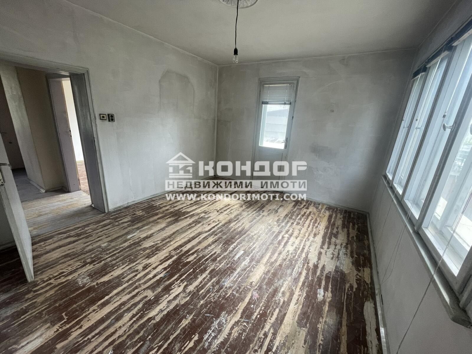 Продава ЕТАЖ ОТ КЪЩА, гр. Пловдив, Западен, снимка 5 - Етаж от къща - 54588857