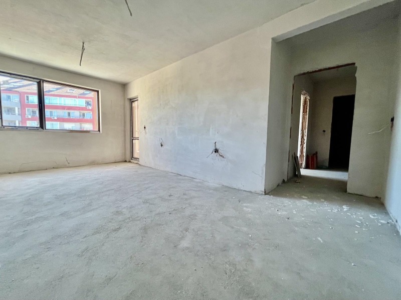 Продава 2-СТАЕН, гр. Русе, Дружба 3, снимка 2 - Апартаменти - 53339042