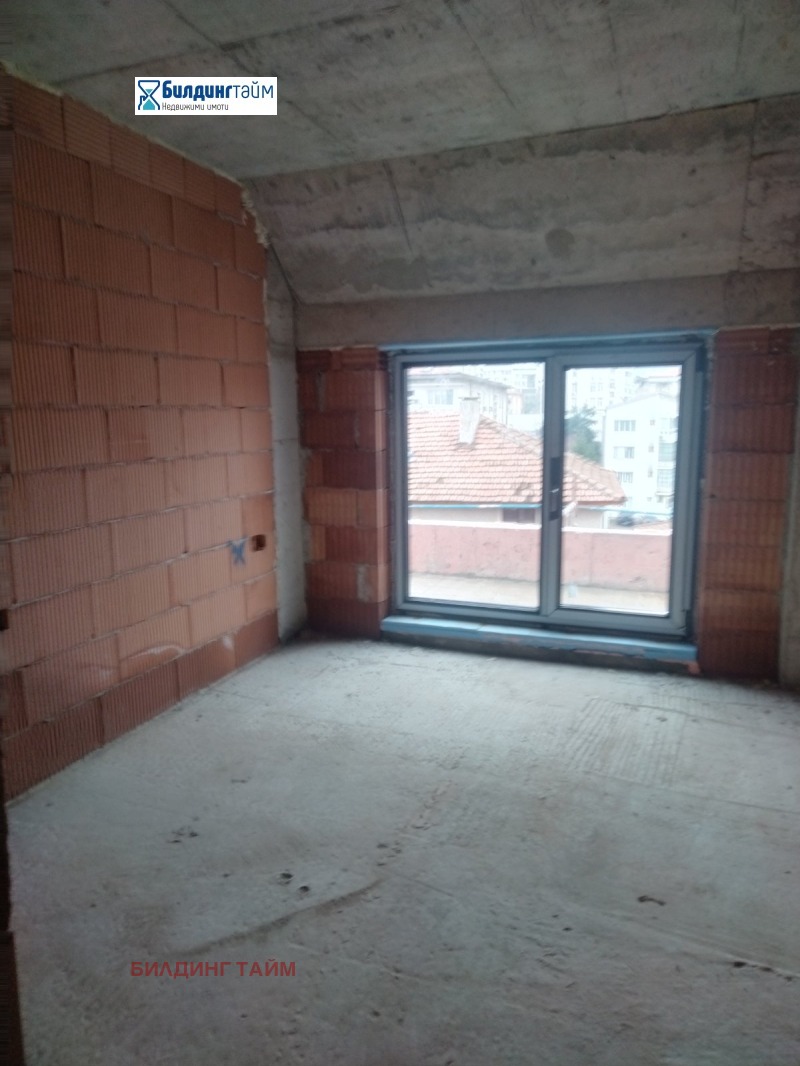 Продава МНОГОСТАЕН, гр. Шумен, Център, снимка 4 - Апартаменти - 53273867