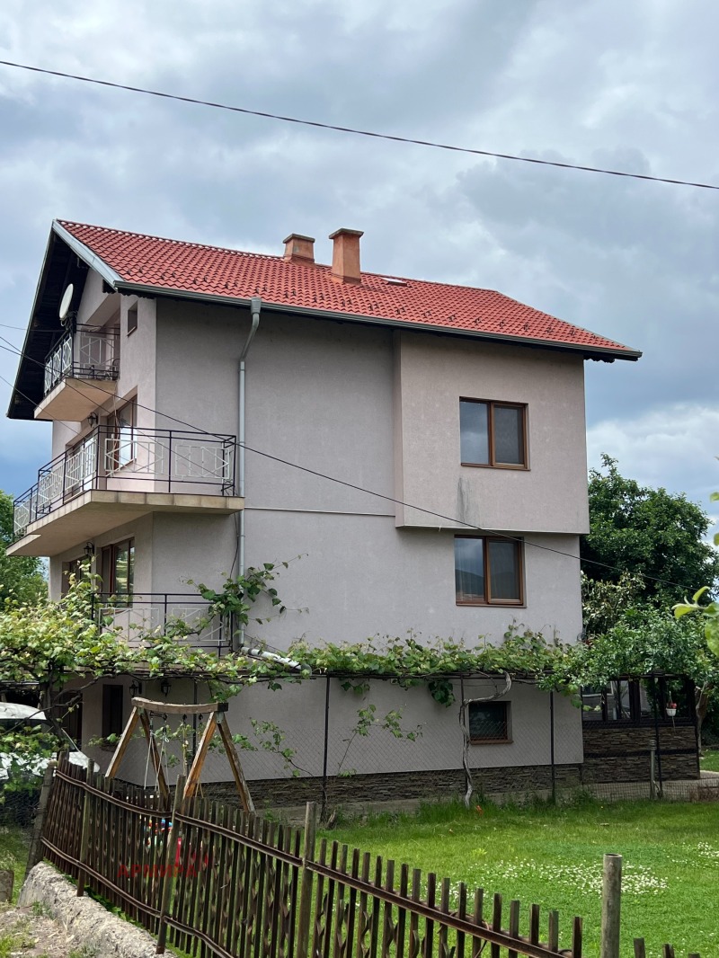 Til salgs  Hus Sofia , Novi Iskar , 300 kvm | 28258081 - bilde [2]