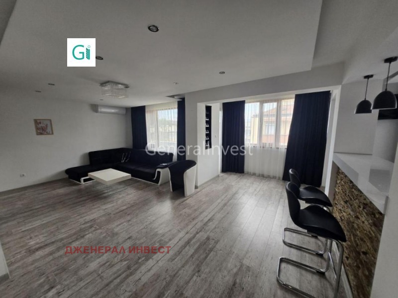 Продава 3-СТАЕН, гр. Благоевград, Идеален център