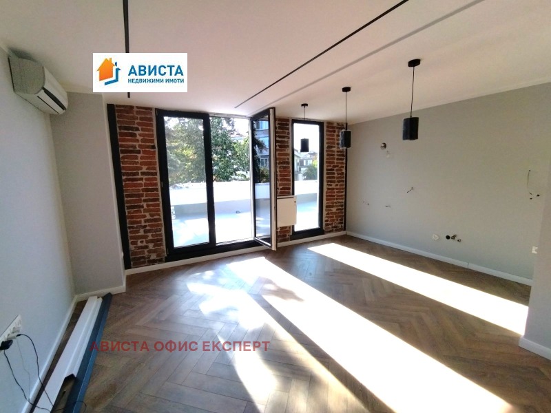 À venda  1 quarto Sofia , Centar , 54 m² | 44003478