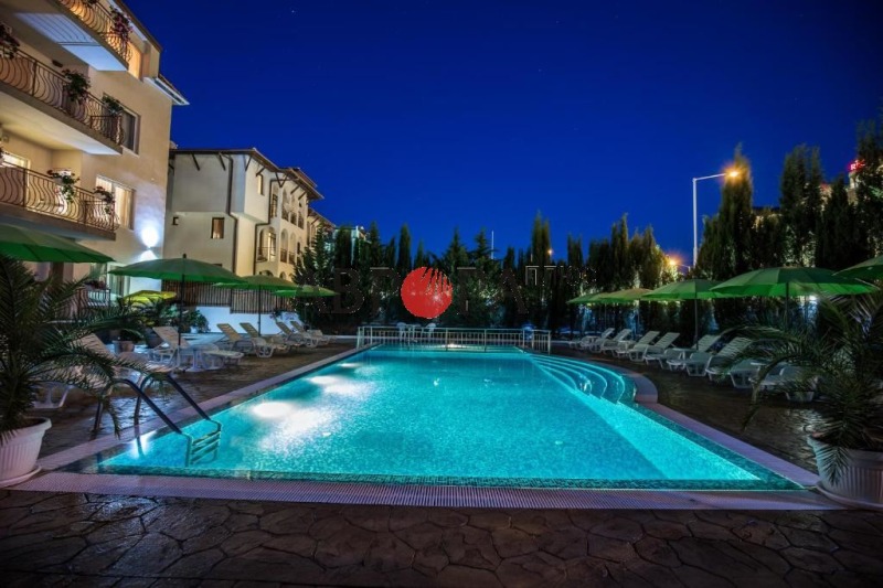 Na prodej  1 ložnice oblast Burgas , Sveti Vlas , 70 m2 | 52930885 - obraz [15]