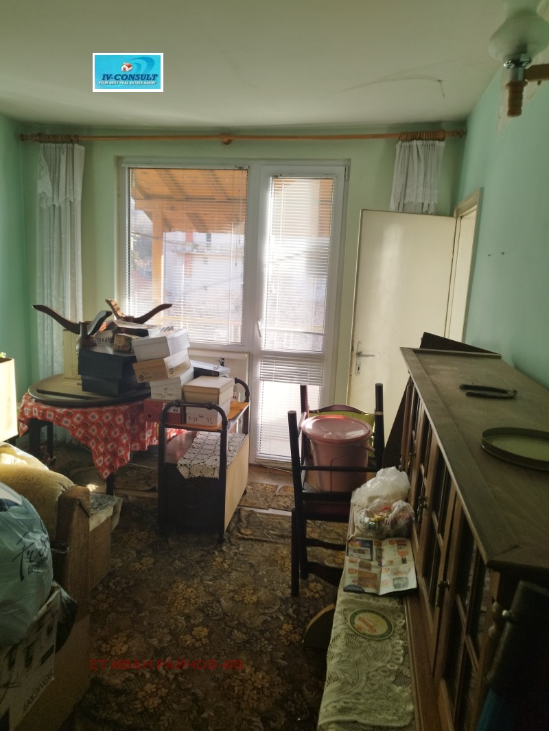 Продава 2-СТАЕН, гр. Дупница, област Кюстендил, снимка 2 - Апартаменти - 52826979