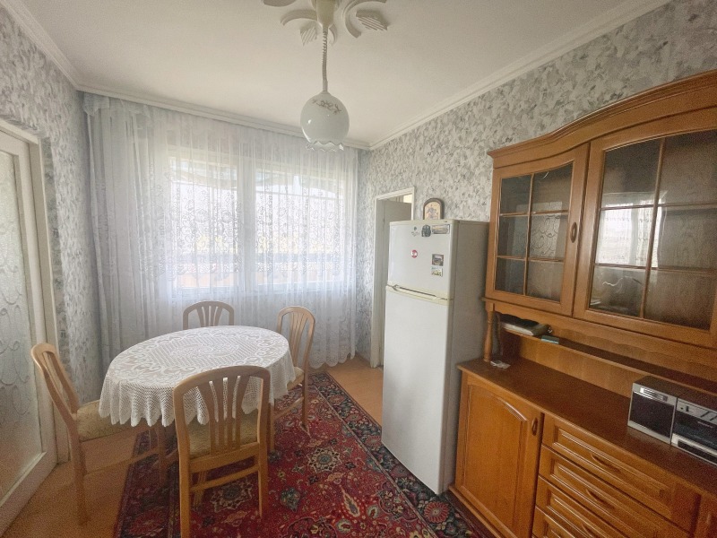 De vânzare  2 dormitoare Plovdiv , Cârșiiaca , 86 mp | 73388468 - imagine [8]