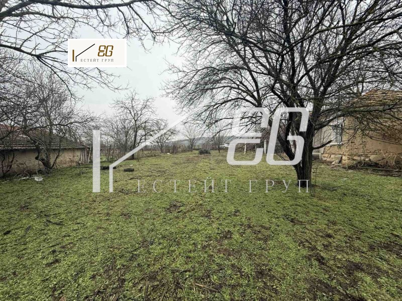 Продава КЪЩА, с. Тръстиково, област Варна, снимка 3 - Къщи - 53228143