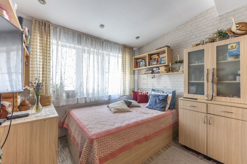 Продава 3-СТАЕН, гр. Варна, Окръжна болница-Генерали, снимка 4 - Апартаменти - 55174922