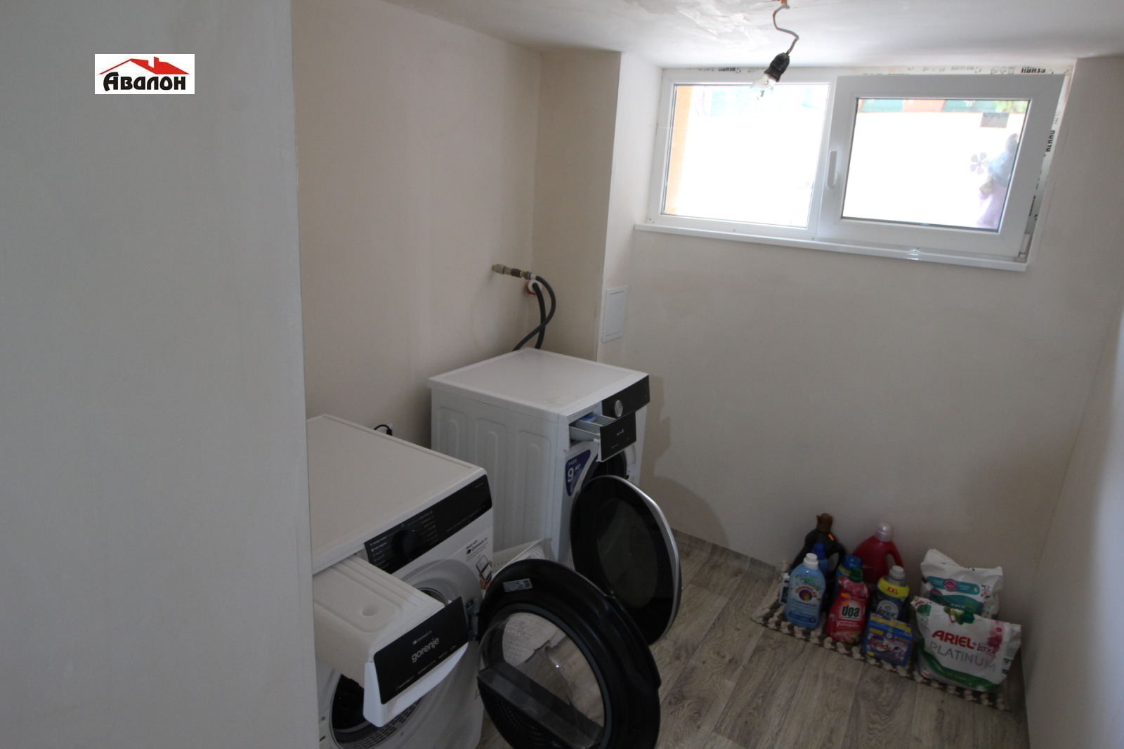 Продава КЪЩА, гр. Русе, Долапите, снимка 13 - Къщи - 55118672