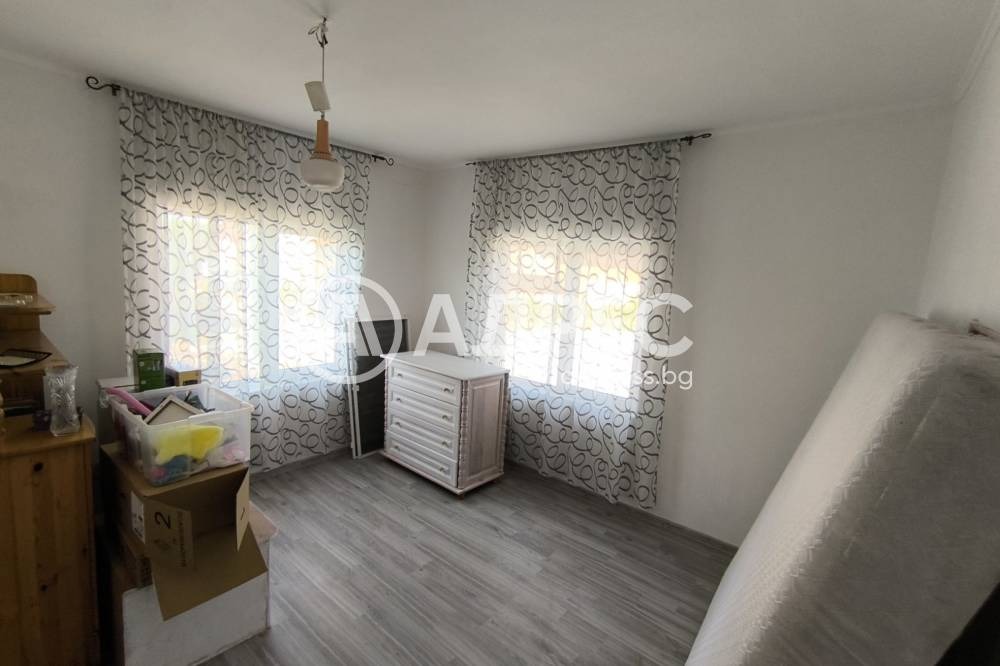 Продава КЪЩА, с. Дряновец, област Разград, снимка 5 - Къщи - 55591439