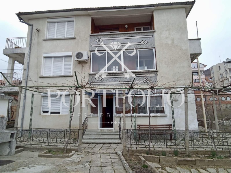 Продава КЪЩА в област Бургас, гр. Свети Влас - 250 кв.м / 380 000 € » 743 215.40 лв., ПОРТФОЛИО БЕСТ ПРОПЪРТИС