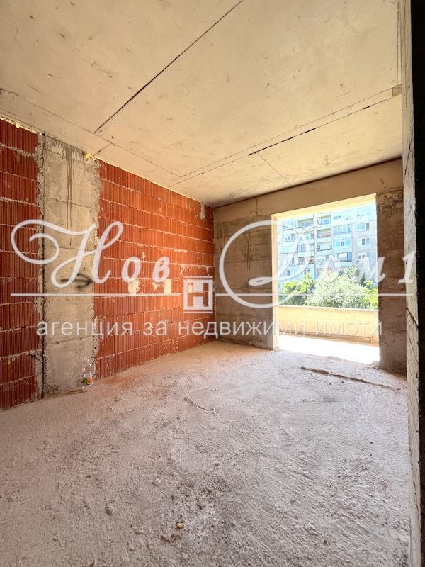 À venda  1 quarto Sofia , Slatina , 64 m² | 28371495 - imagem [3]