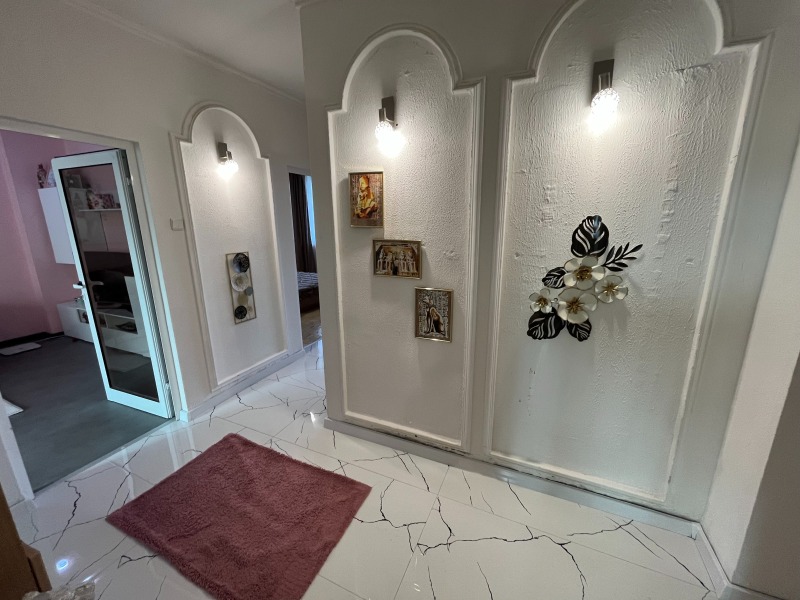 Продава 3-СТАЕН, гр. Казанлък, област Стара Загора, снимка 8 - Апартаменти - 52454701