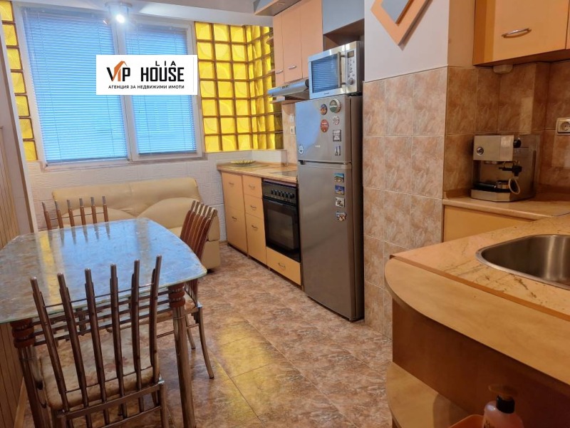 Продава 3-СТАЕН, гр. Пазарджик, Център, снимка 9 - Апартаменти - 53508905