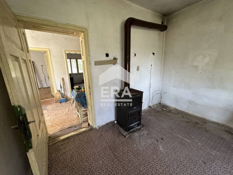 Продава КЪЩА, с. Невша, област Варна, снимка 6 - Къщи - 53269597