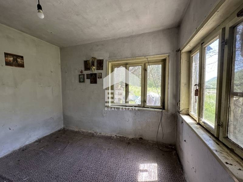 Продава КЪЩА, с. Невша, област Варна, снимка 7 - Къщи - 53269597