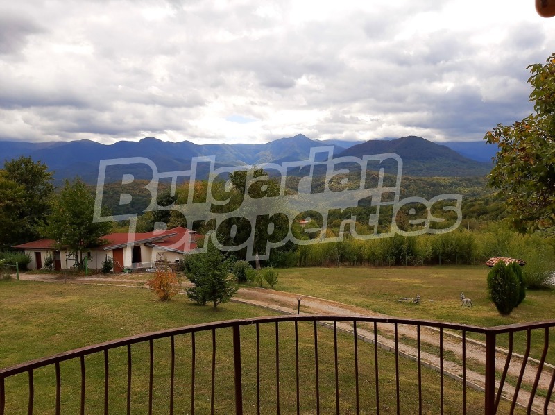 Продава ХОТЕЛ, с. Кръвеник, област Габрово, снимка 15 - Хотели - 52689002