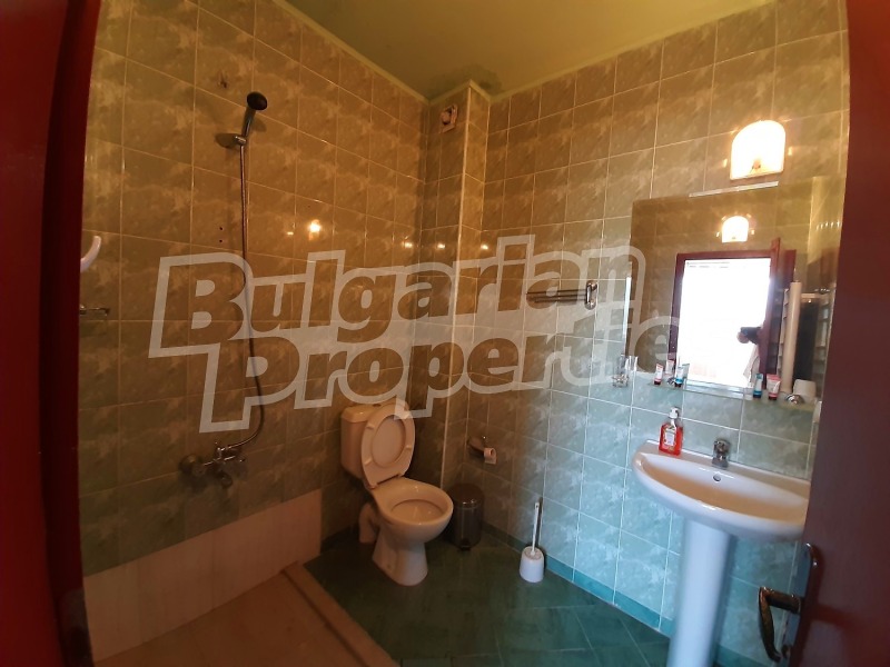 Продава ХОТЕЛ, с. Кръвеник, област Габрово, снимка 14 - Хотели - 52689002