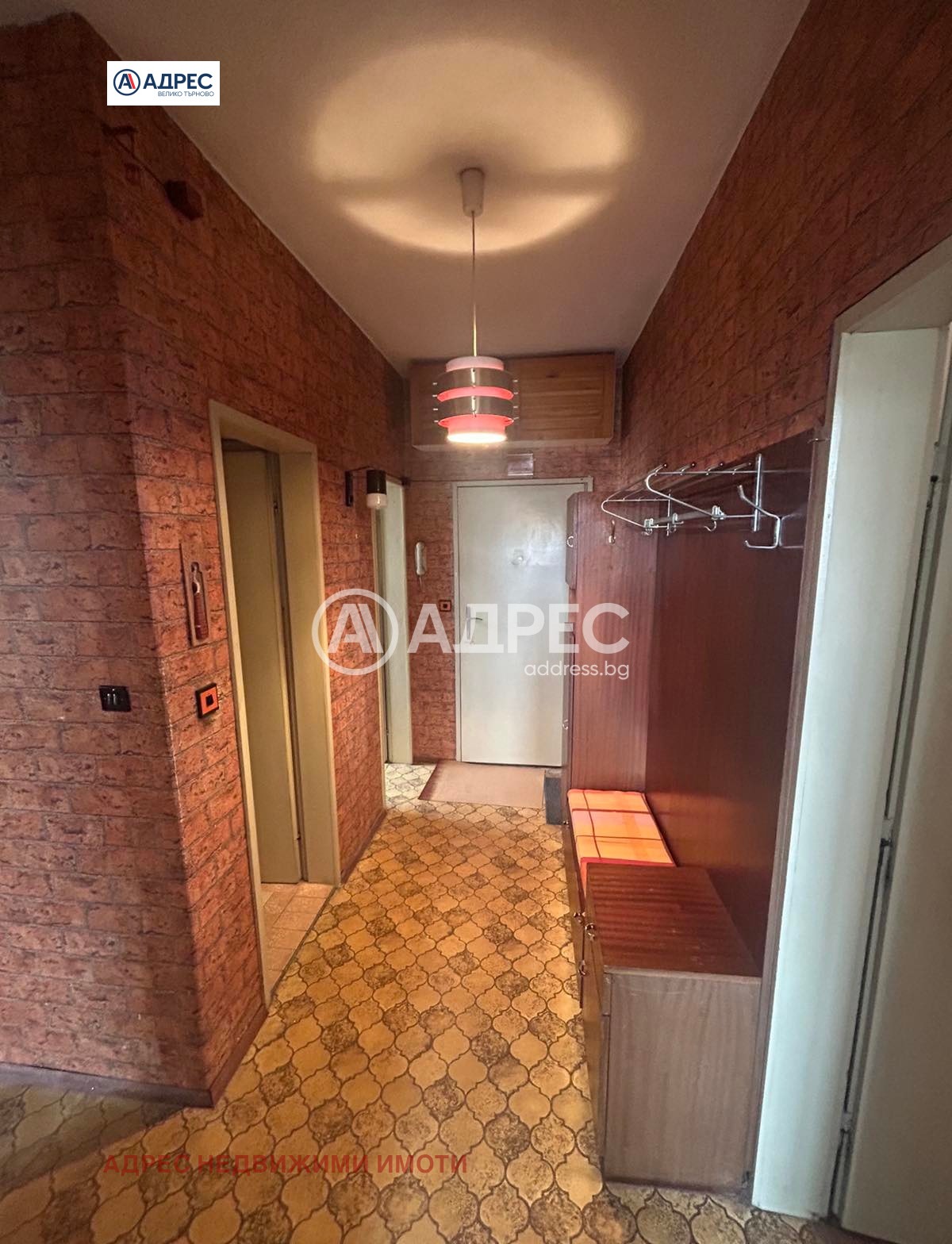 Продава 3-СТАЕН, гр. Велико Търново, Център, снимка 3 - Апартаменти - 56221597
