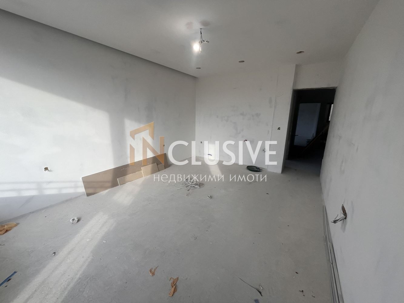 Продава КЪЩА, гр. Варна, м-т Кочмар, снимка 2 - Къщи - 52546492