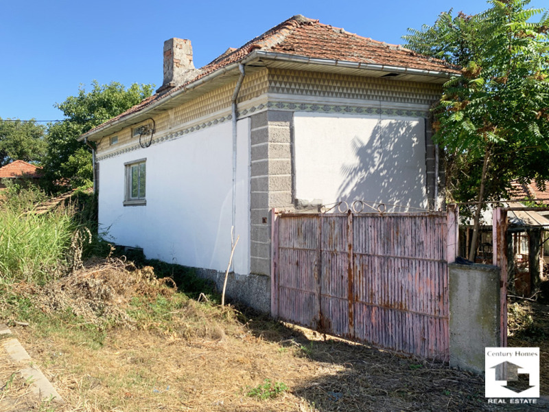 Продава КЪЩА в област Велико Търново, с. Страхилово - 120 кв.м / 25 000 € » 48 895.75 лв., СЕНТЧЪРИ ХОУМС