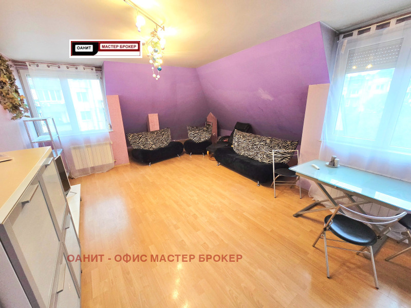 Eladó  1 hálószoba Sofia , Bakston , 73 négyzetméter | 99494621