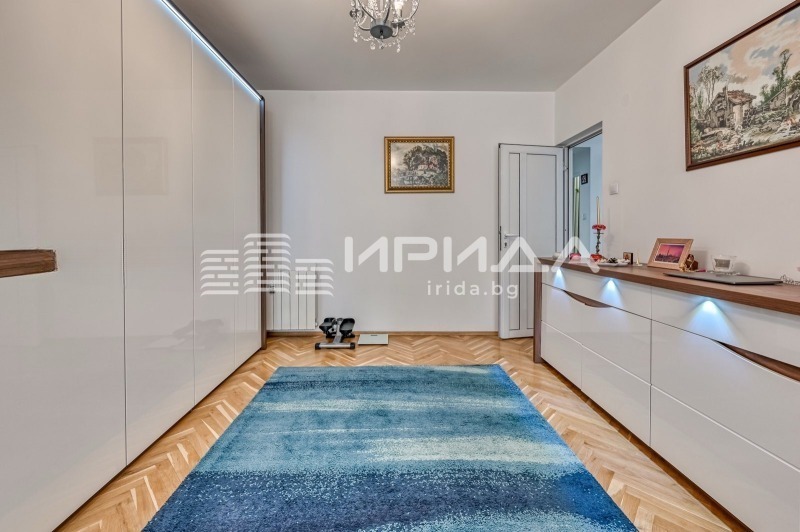 Продава 3-СТАЕН, гр. София, Център, снимка 4 - Апартаменти - 53787532