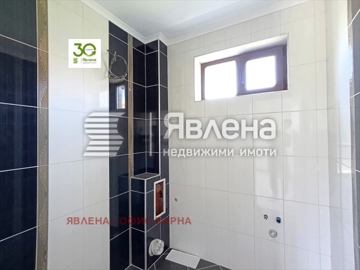 Продава КЪЩА, гр. Варна, м-т Ракитника, снимка 13 - Къщи - 47670237